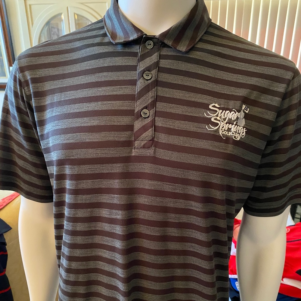 Nice mens large Puma golf polo